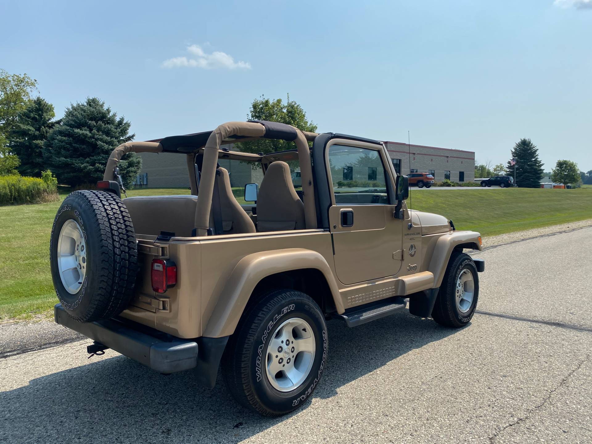 Used 1999 Jeep Wrangler Sahara 2dr 4WD SUV | Automobile in Big Bend WI |  4057 Desert Sand