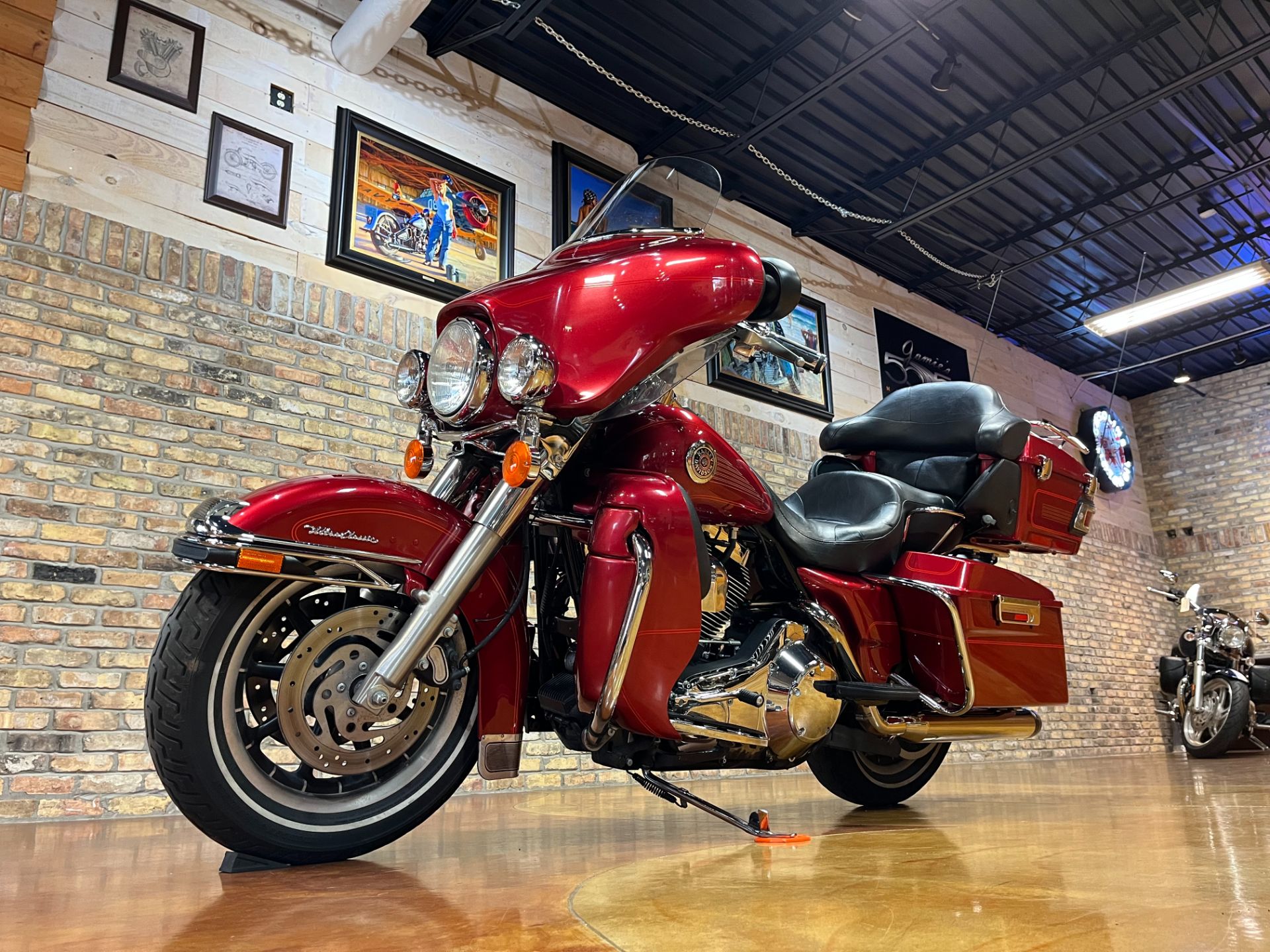 2004 Harley-Davidson FLHTCUI Ultra Classic® Electra Glide® in Big Bend, Wisconsin - Photo 38