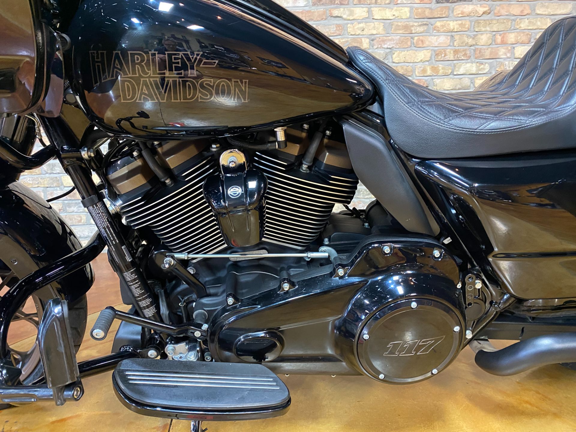 2022 Harley-Davidson Road Glide® ST in Big Bend, Wisconsin - Photo 16