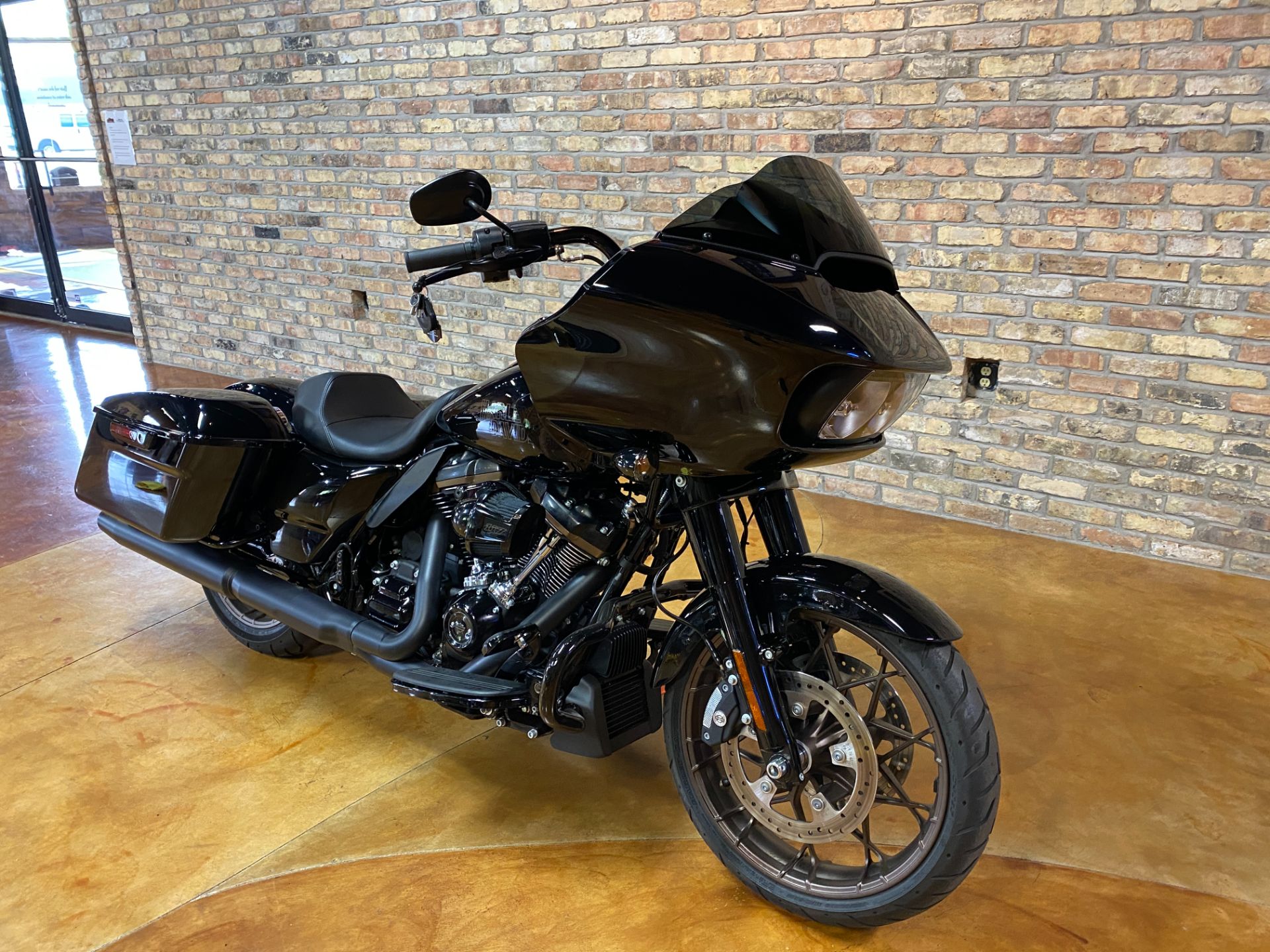 2022 Harley-Davidson Road Glide® ST in Big Bend, Wisconsin - Photo 14
