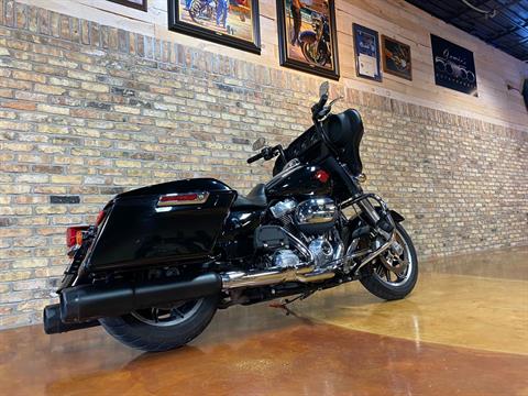 2021 Harley-Davidson Electra Glide® Standard in Big Bend, Wisconsin - Photo 20
