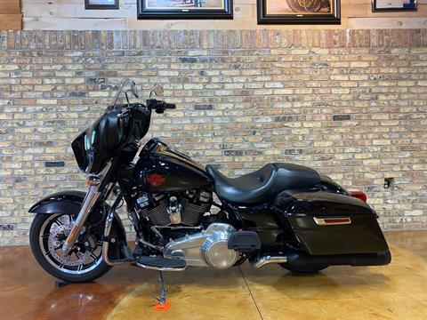 2021 Harley-Davidson Electra Glide® Standard in Big Bend, Wisconsin - Photo 22