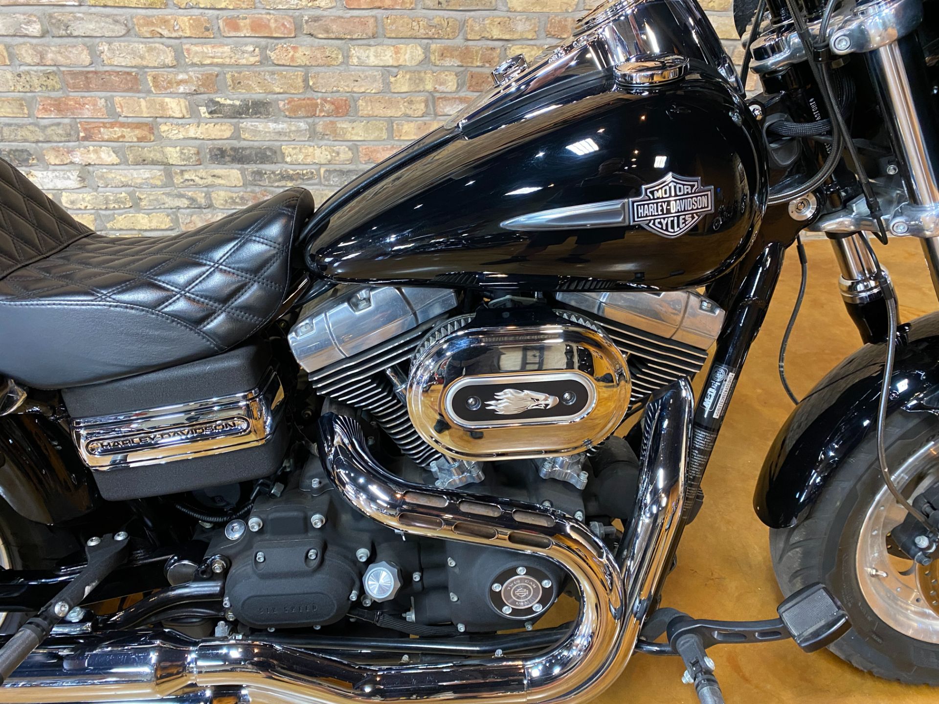 2010 Harley-Davidson Dyna® Fat Bob® in Big Bend, Wisconsin - Photo 5
