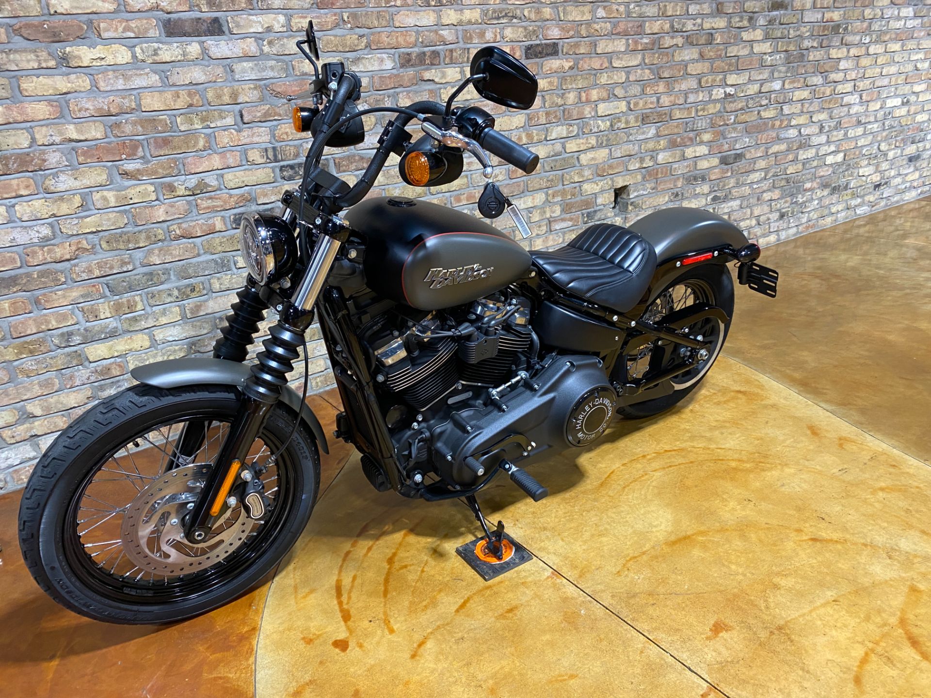 2018 Harley-Davidson Street Bob® 107 in Big Bend, Wisconsin - Photo 20