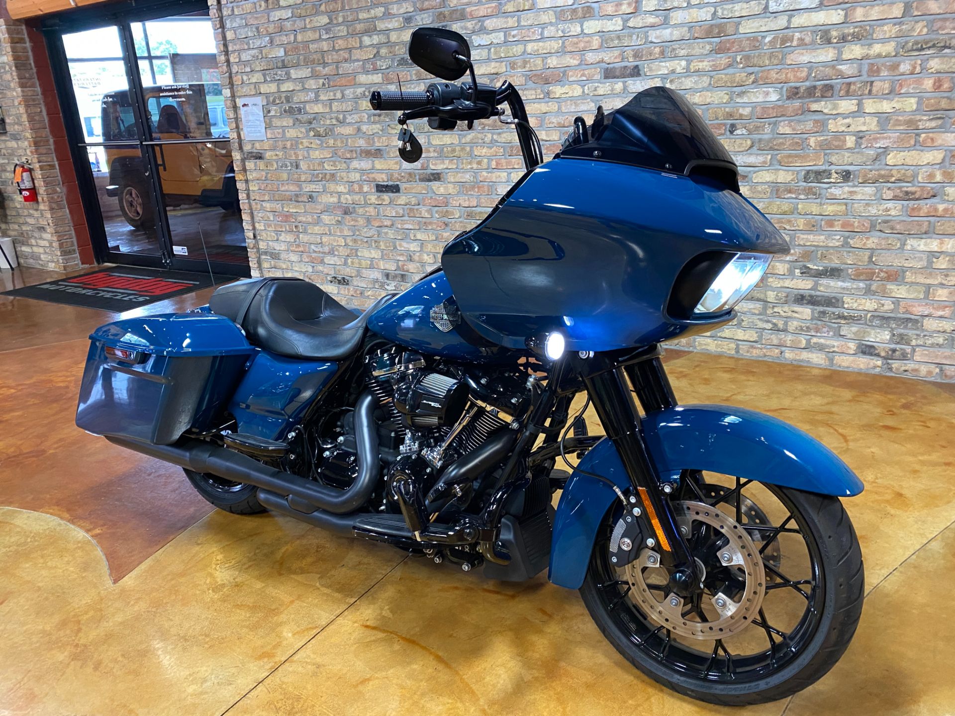 2021 Harley-Davidson Road Glide® Special in Big Bend, Wisconsin - Photo 15