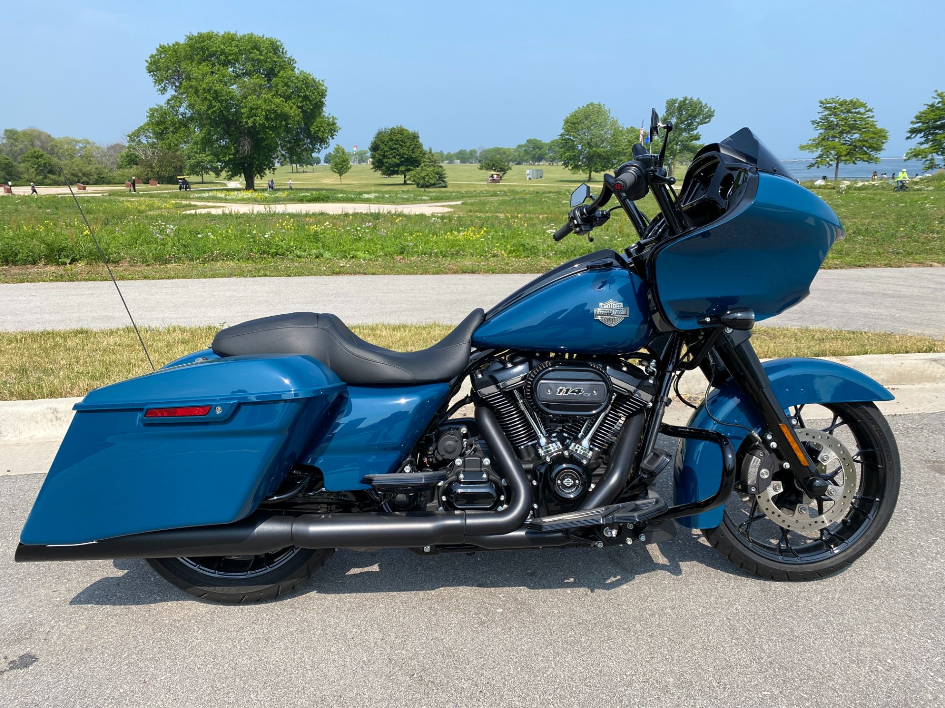 2021 Harley-Davidson Road Glide® Special in Big Bend, Wisconsin - Photo 13