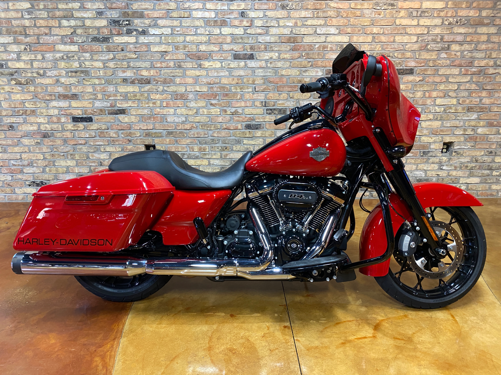 2022 Harley-Davidson Street Glide® Special in Big Bend, Wisconsin - Photo 3