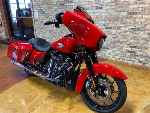 2022 Harley-Davidson Street Glide® Special in Big Bend, Wisconsin - Photo 14