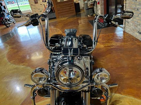 2017 Harley-Davidson Road King® in Big Bend, Wisconsin - Photo 17
