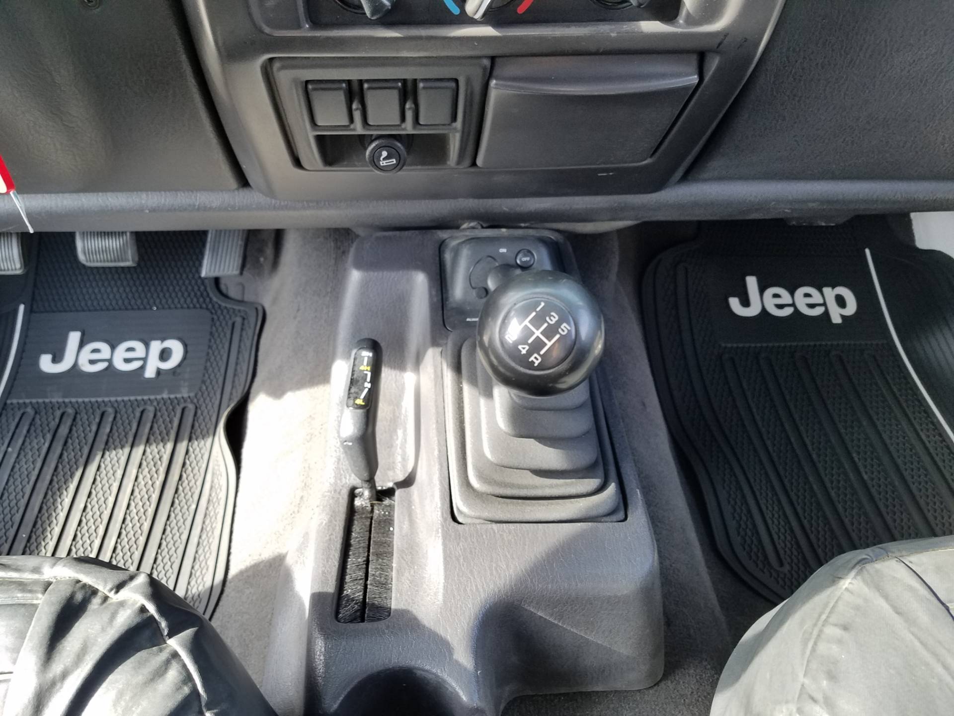 1999 Jeep® Wrangler SE in Big Bend, Wisconsin - Photo 86