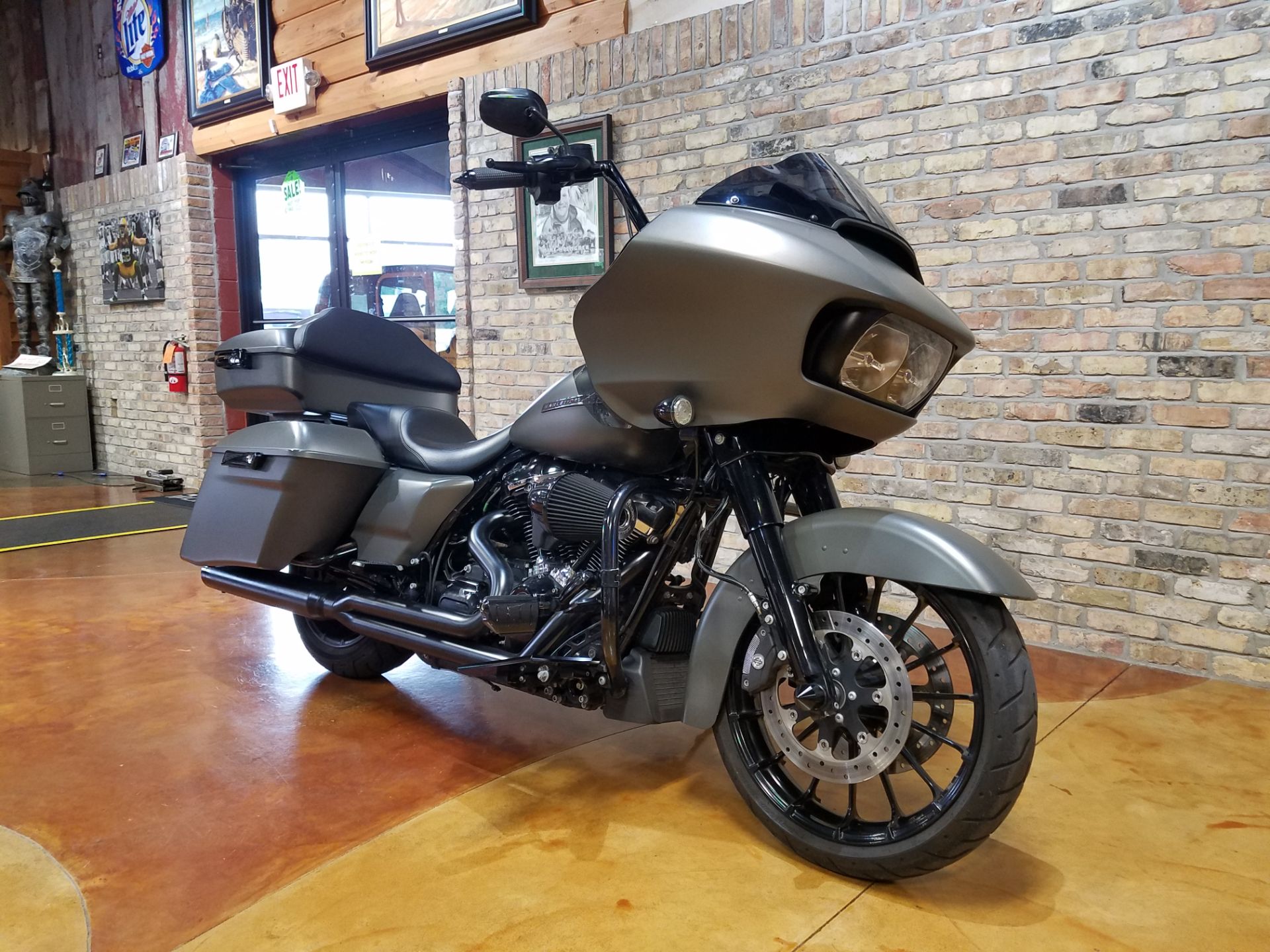 2019 Harley-Davidson Road Glide® Special in Big Bend, Wisconsin - Photo 2