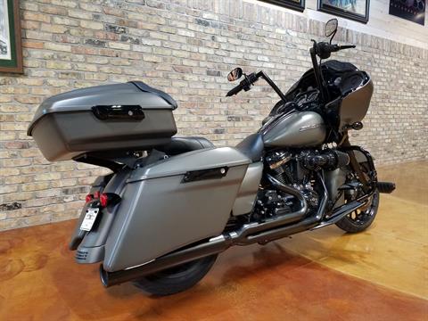 2019 Harley-Davidson Road Glide® Special in Big Bend, Wisconsin - Photo 3
