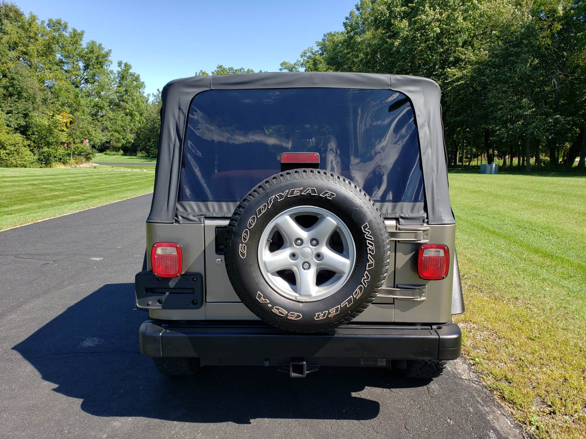 2003 Jeep Wrangler X 4WD 2dr SUV in Big Bend, Wisconsin - Photo 5