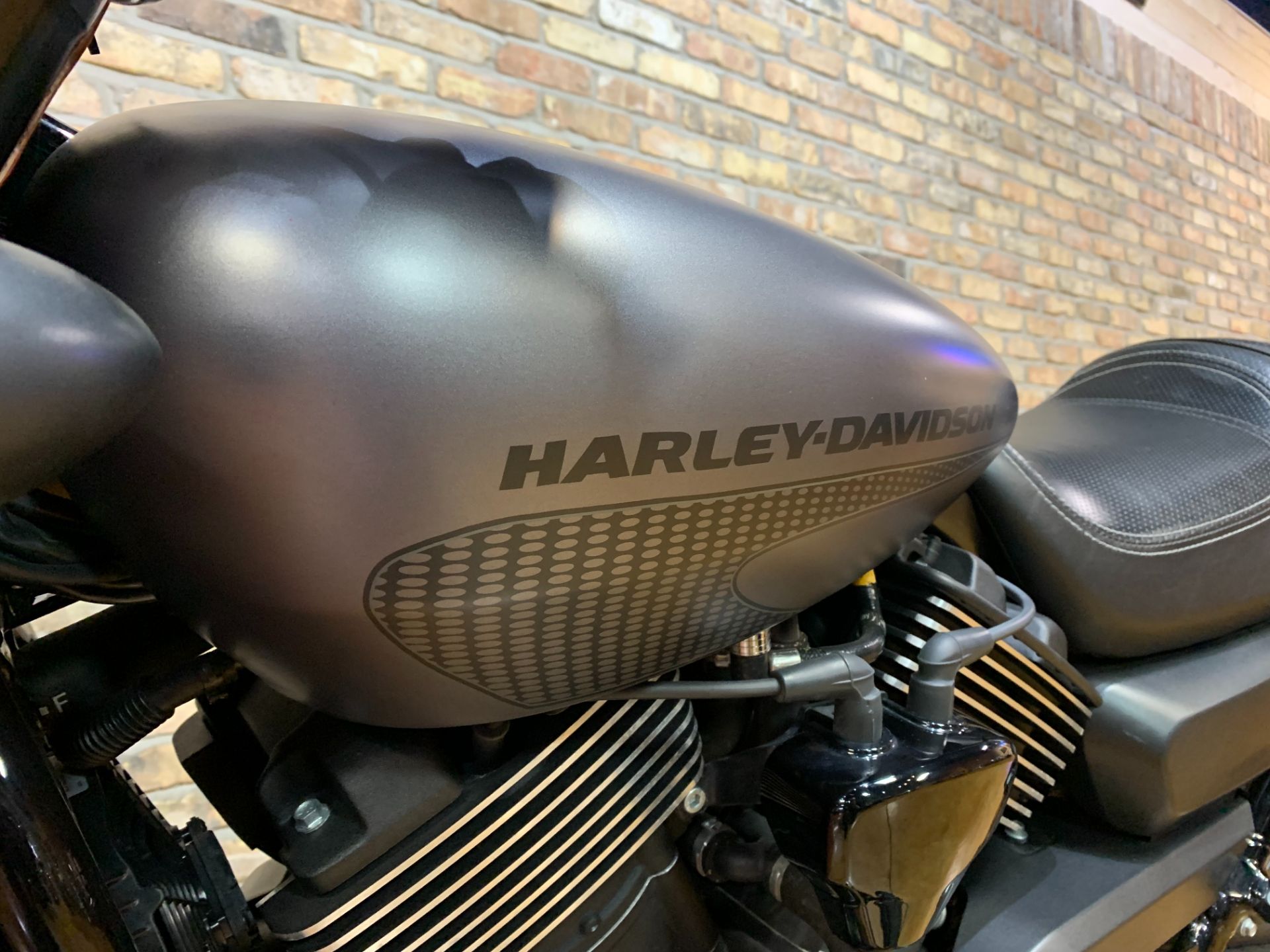 2017 Harley-Davidson Street Rod® in Big Bend, Wisconsin - Photo 28