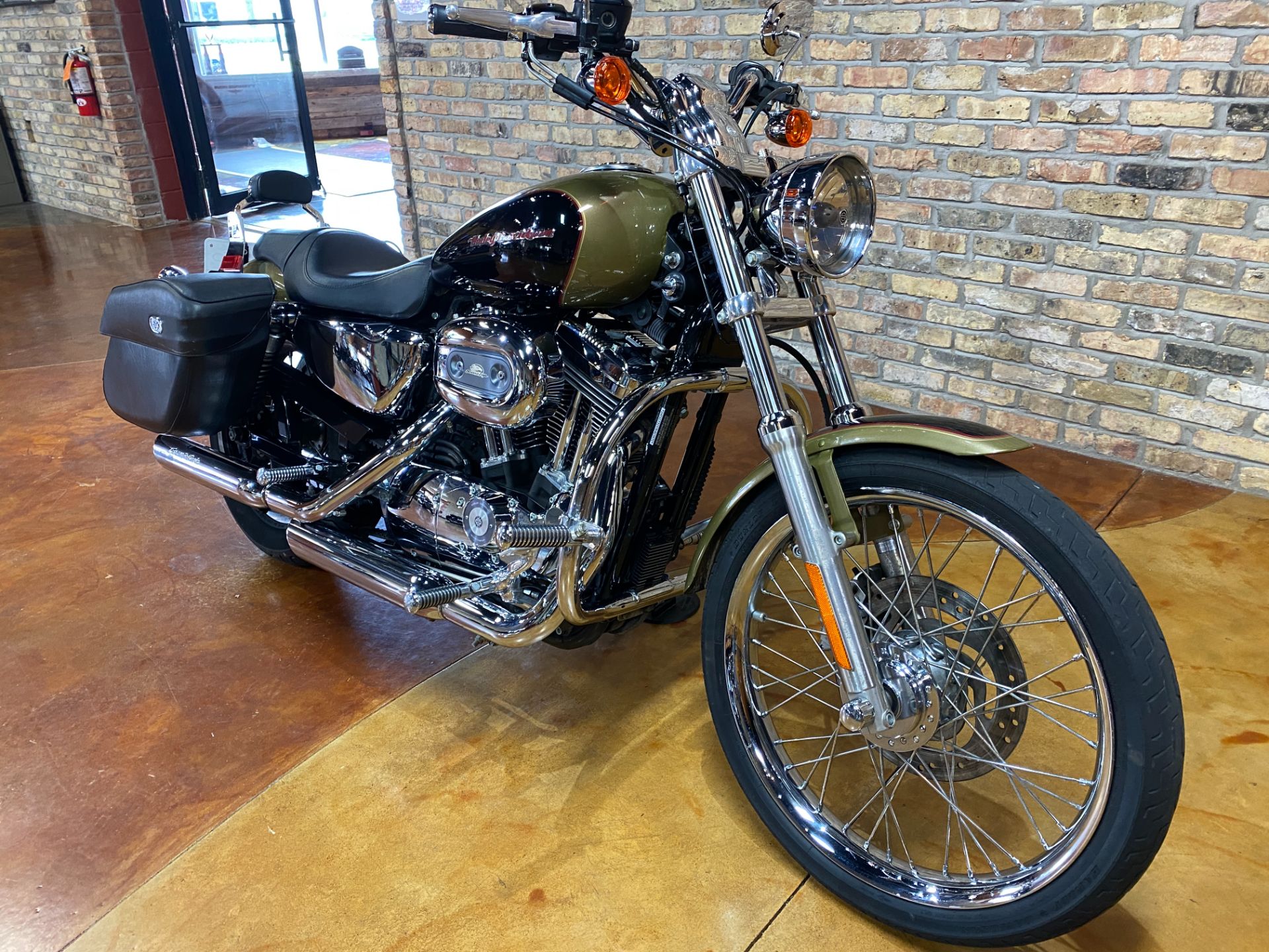 2007 Harley-Davidson Sportster® 1200 Custom in Big Bend, Wisconsin - Photo 13