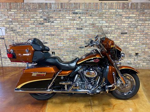 2008 Harley-Davidson CVO™ Screamin' Eagle® Ultra Classic® Electra Glide® in Big Bend, Wisconsin - Photo 33