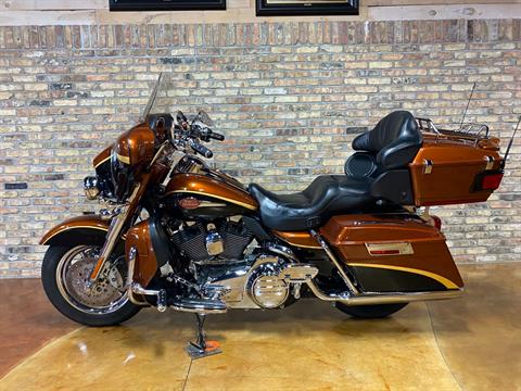 2008 Harley-Davidson CVO™ Screamin' Eagle® Ultra Classic® Electra Glide® in Big Bend, Wisconsin - Photo 23