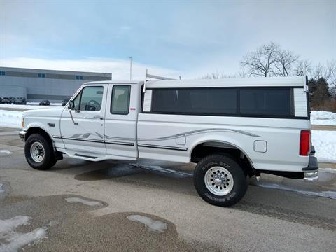 1996 Ford F250 SuperCab 4 x 4 in Big Bend, Wisconsin - Photo 2