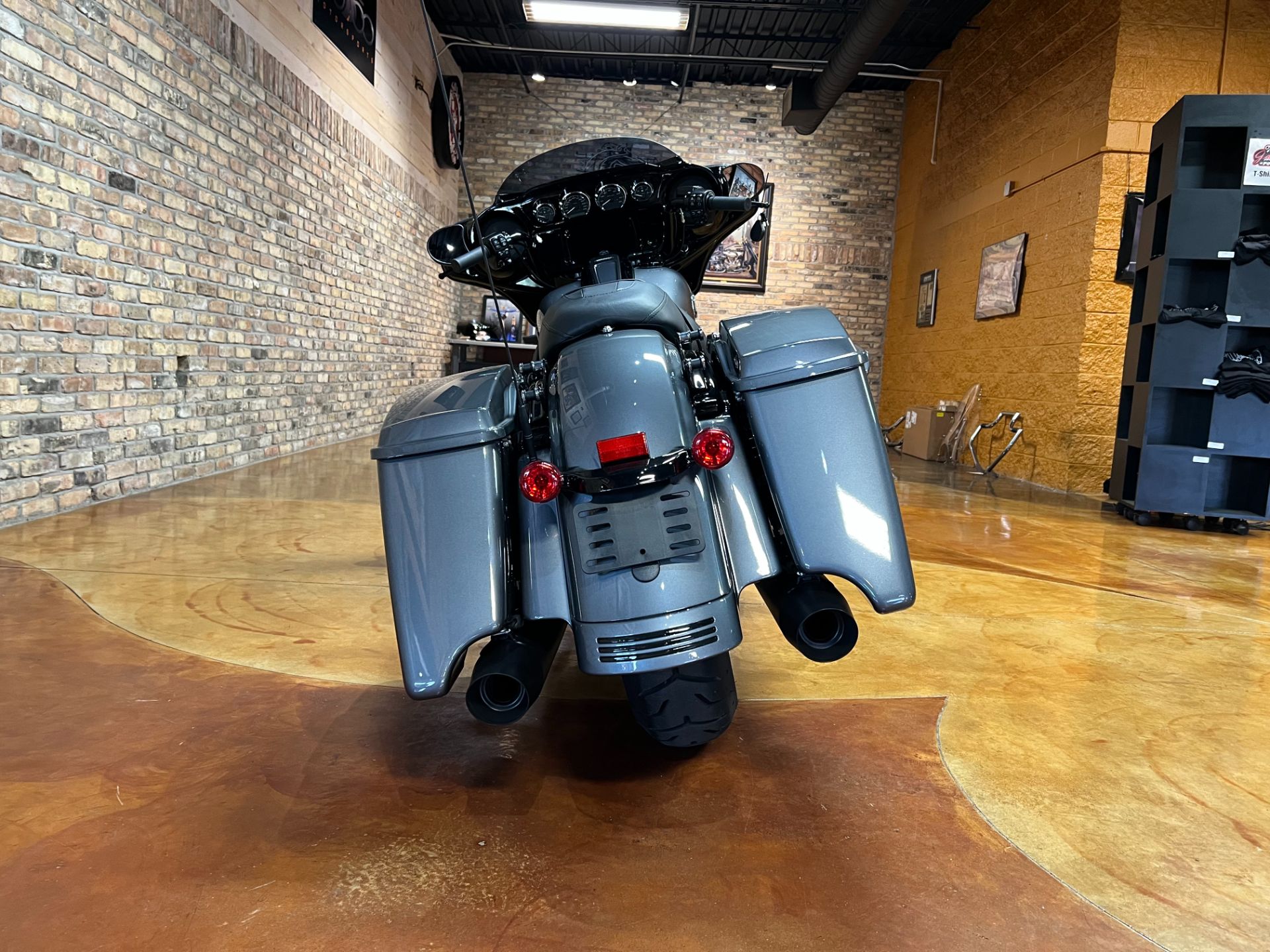 2021 Harley-Davidson Street Glide® Special in Big Bend, Wisconsin - Photo 11