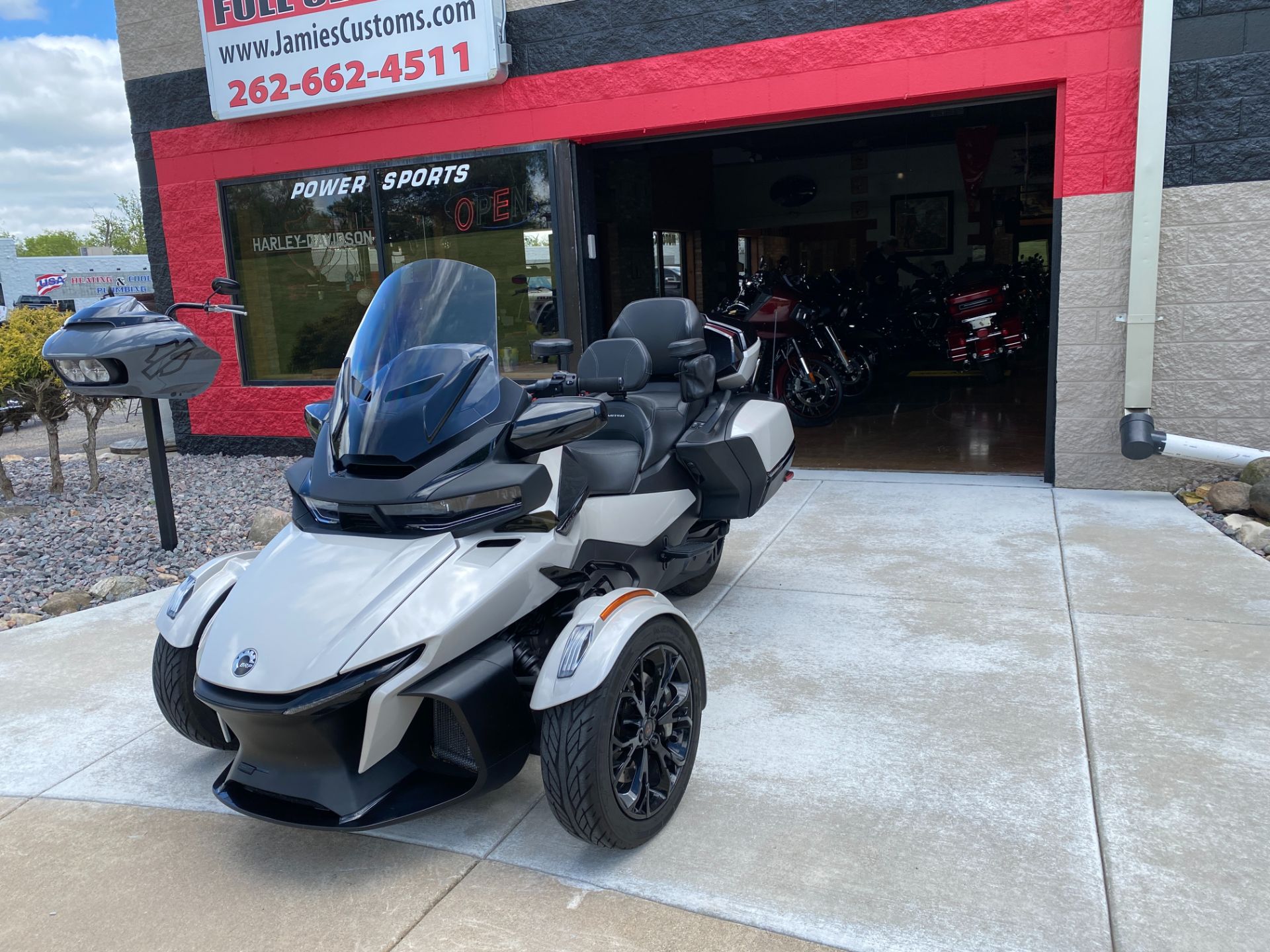 2021 Can-Am Spyder RT Limited in Big Bend, Wisconsin - Photo 25