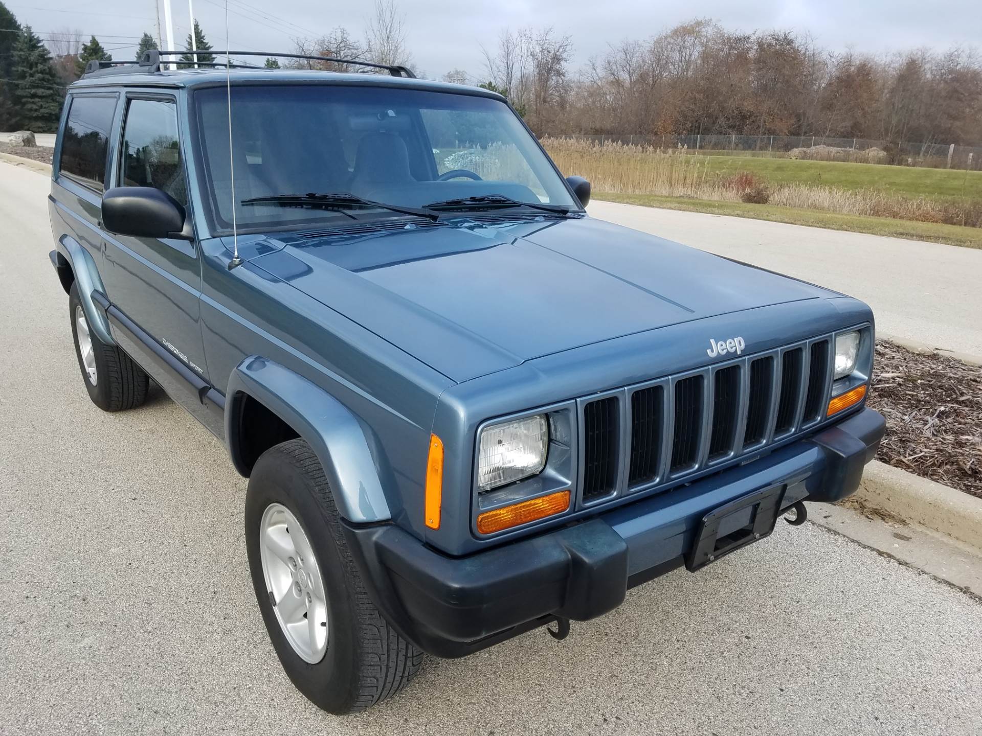 1999 Jeep® Cherokee in Big Bend, Wisconsin - Photo 4