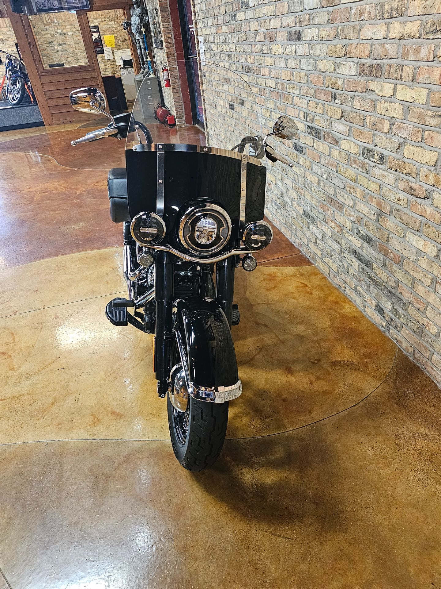2018 Harley-Davidson Heritage Classic in Big Bend, Wisconsin - Photo 9