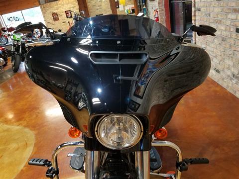 2017 Harley-Davidson Street Glide® Special in Big Bend, Wisconsin - Photo 18