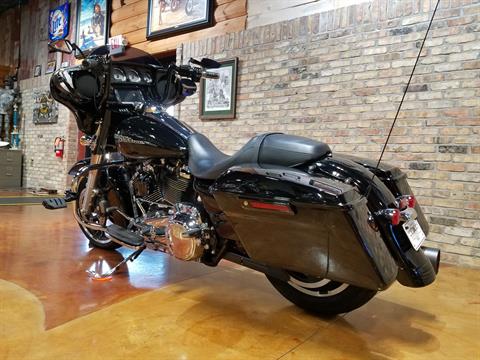 2017 Harley-Davidson Street Glide® Special in Big Bend, Wisconsin - Photo 26