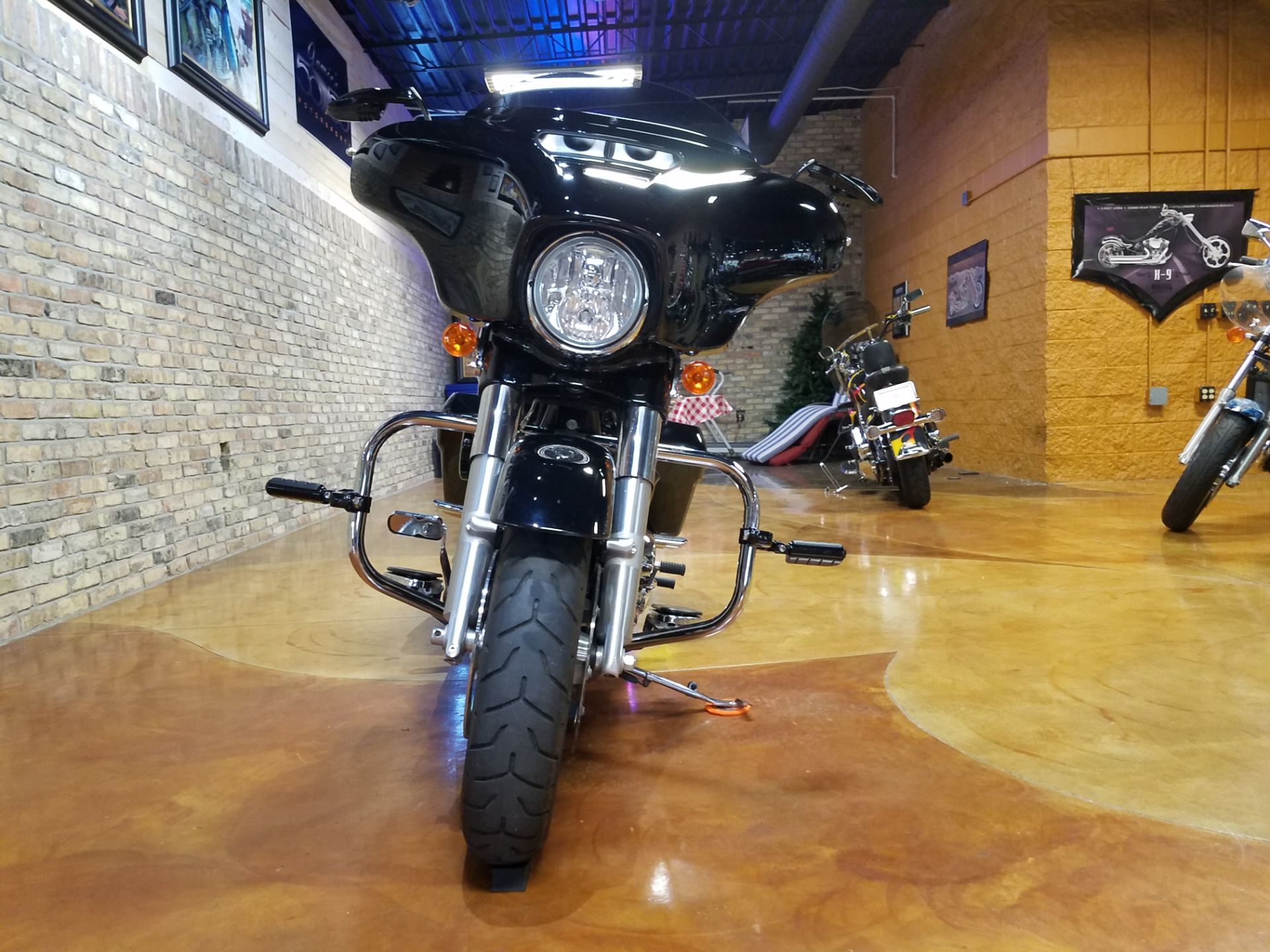 2017 Harley-Davidson Street Glide® Special in Big Bend, Wisconsin - Photo 45
