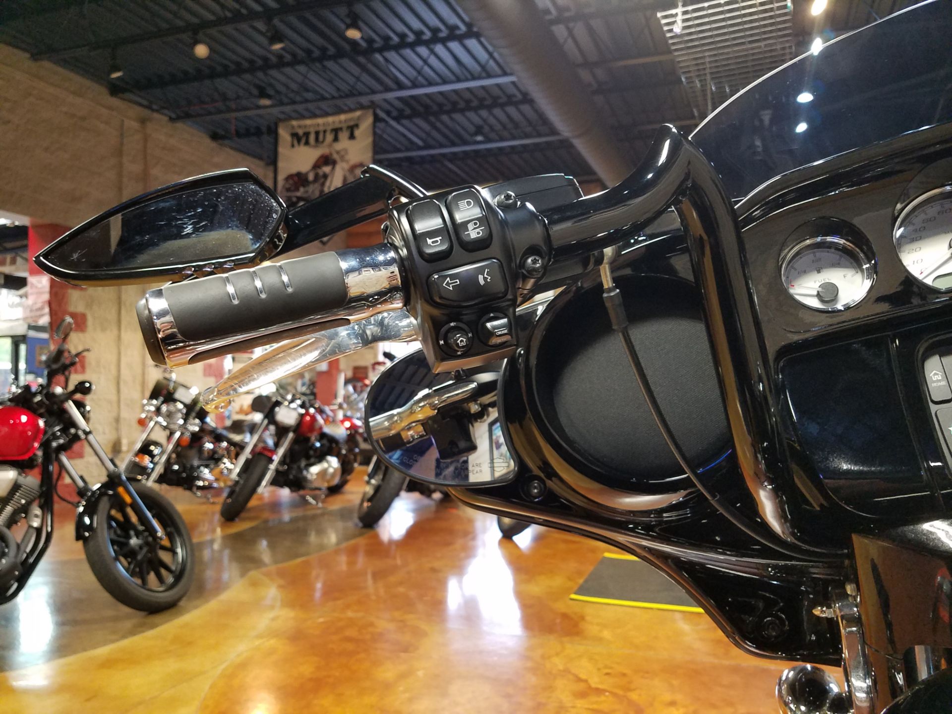 2017 Harley-Davidson Street Glide® Special in Big Bend, Wisconsin - Photo 49