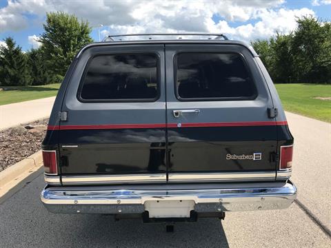 1987 Chevrolet Suburban Silverado in Big Bend, Wisconsin - Photo 5