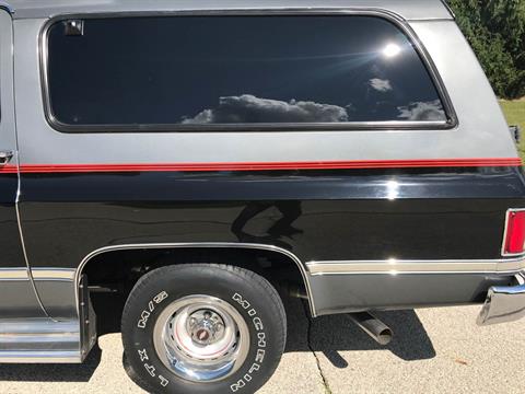 1987 Chevrolet Suburban Silverado in Big Bend, Wisconsin - Photo 35