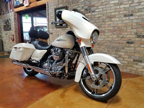 2015 Harley-Davidson Street Glide® Special in Big Bend, Wisconsin - Photo 2