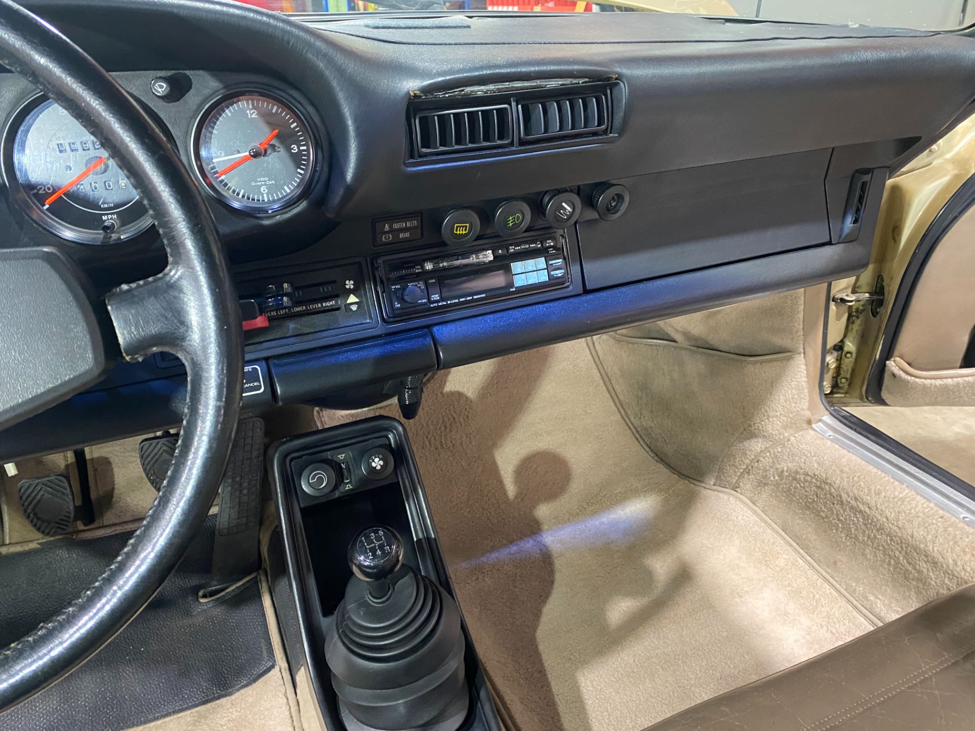 1983 Porsche 911SC in Big Bend, Wisconsin - Photo 115