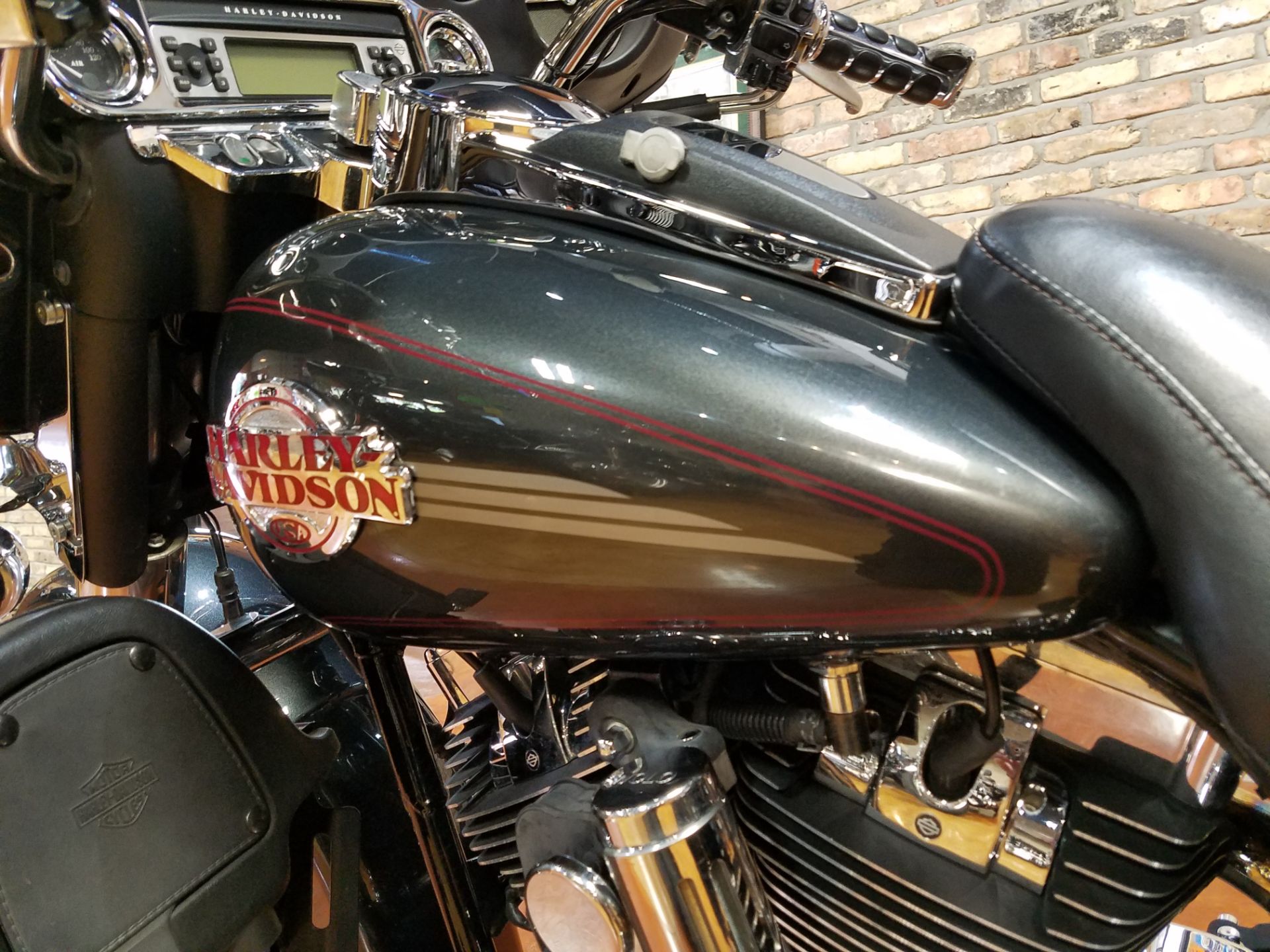 2007 Harley-Davidson Ultra Classic® Electra Glide® in Big Bend, Wisconsin - Photo 42