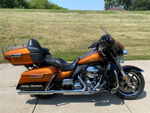2014 Harley-Davidson Electra Glide® Ultra Classic® in Big Bend, Wisconsin - Photo 2