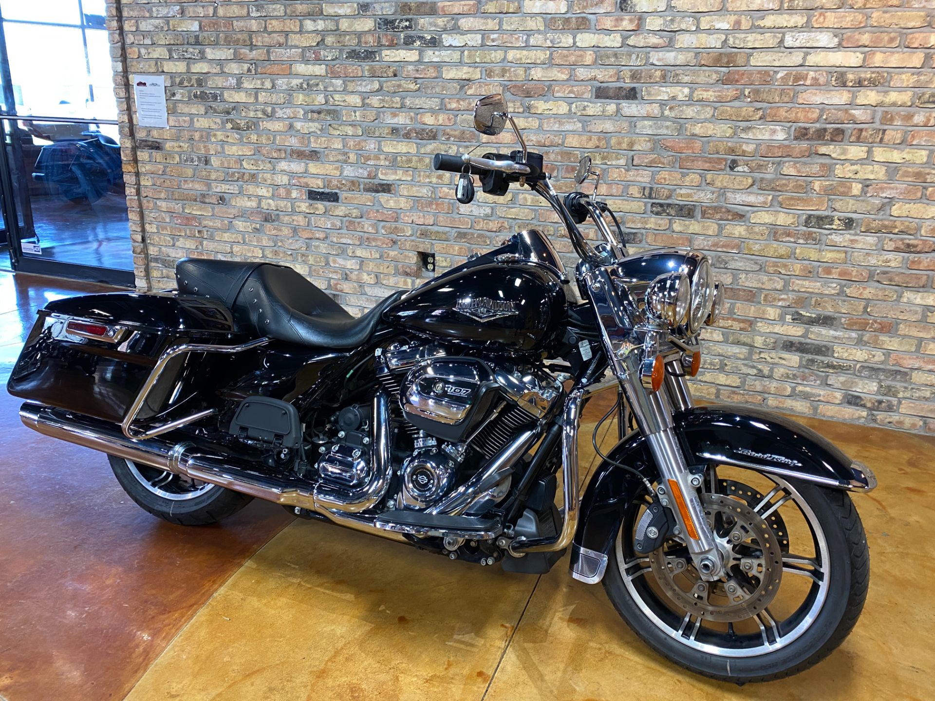 2021 Harley-Davidson Road King® in Big Bend, Wisconsin - Photo 5