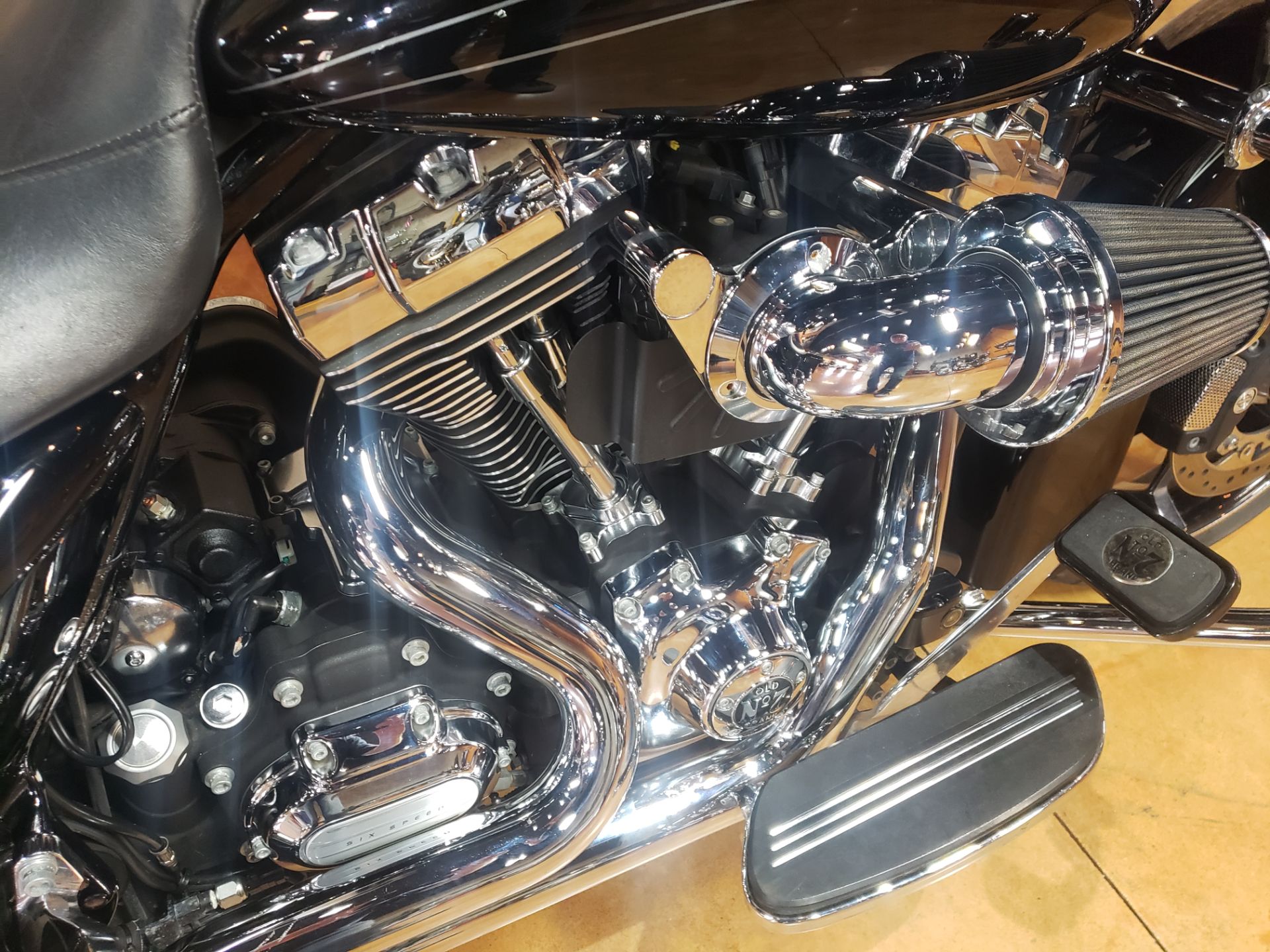 2011 Harley-Davidson Road Glide® Custom in Big Bend, Wisconsin - Photo 8