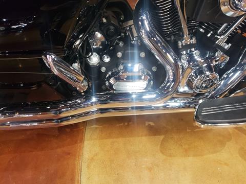 2011 Harley-Davidson Road Glide® Custom in Big Bend, Wisconsin - Photo 9