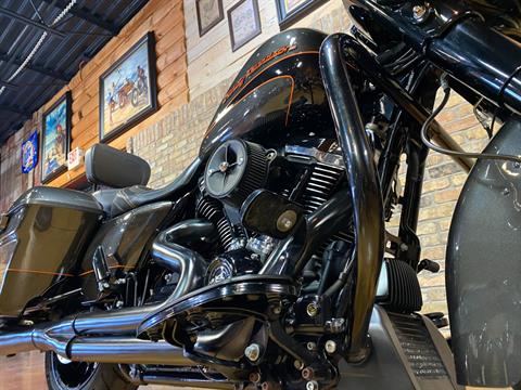 2019 Harley-Davidson Street Glide® Special in Big Bend, Wisconsin - Photo 9