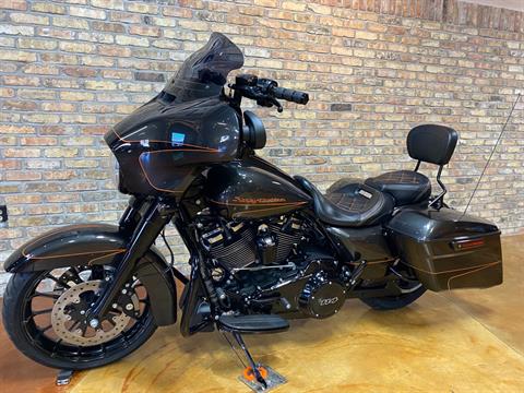 2019 Harley-Davidson Street Glide® Special in Big Bend, Wisconsin - Photo 20