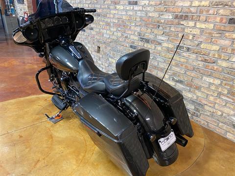 2019 Harley-Davidson Street Glide® Special in Big Bend, Wisconsin - Photo 26