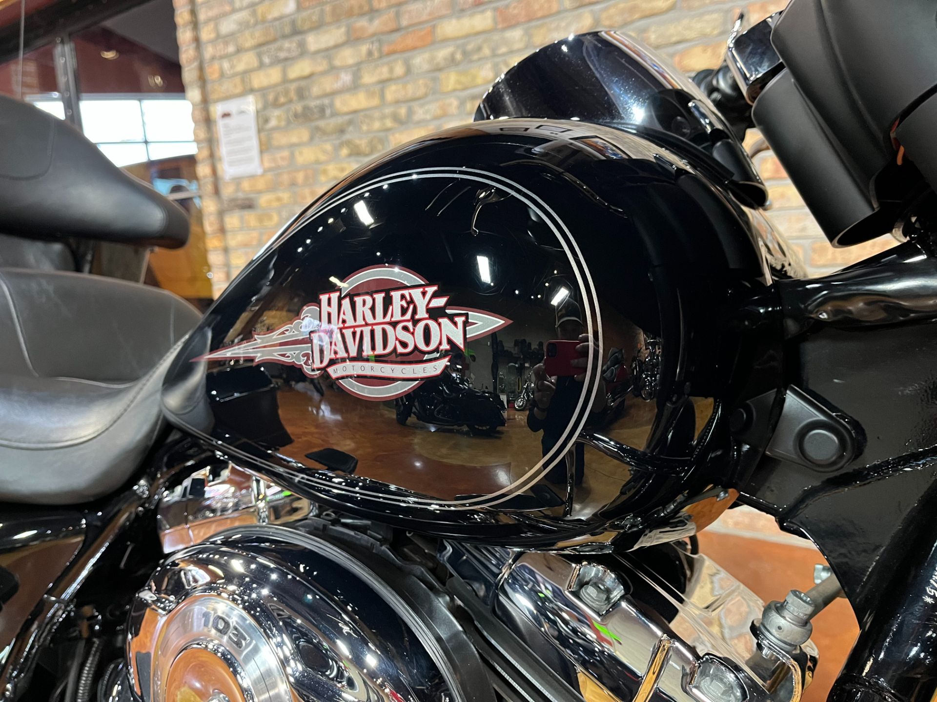 2012 Harley-Davidson Electra Glide® Classic in Big Bend, Wisconsin - Photo 14
