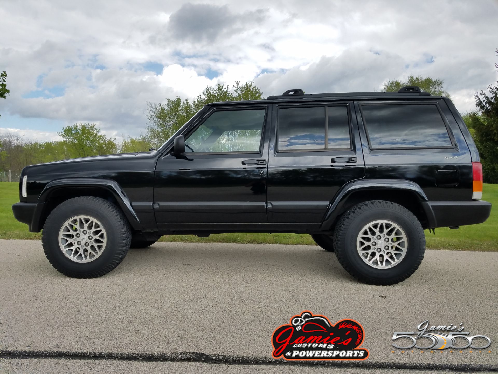 2000 Jeep® Cherokee Sport in Big Bend, Wisconsin - Photo 1