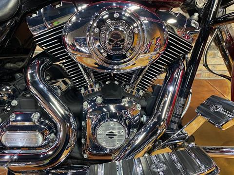 2012 Harley-Davidson Street Glide® in Big Bend, Wisconsin - Photo 26