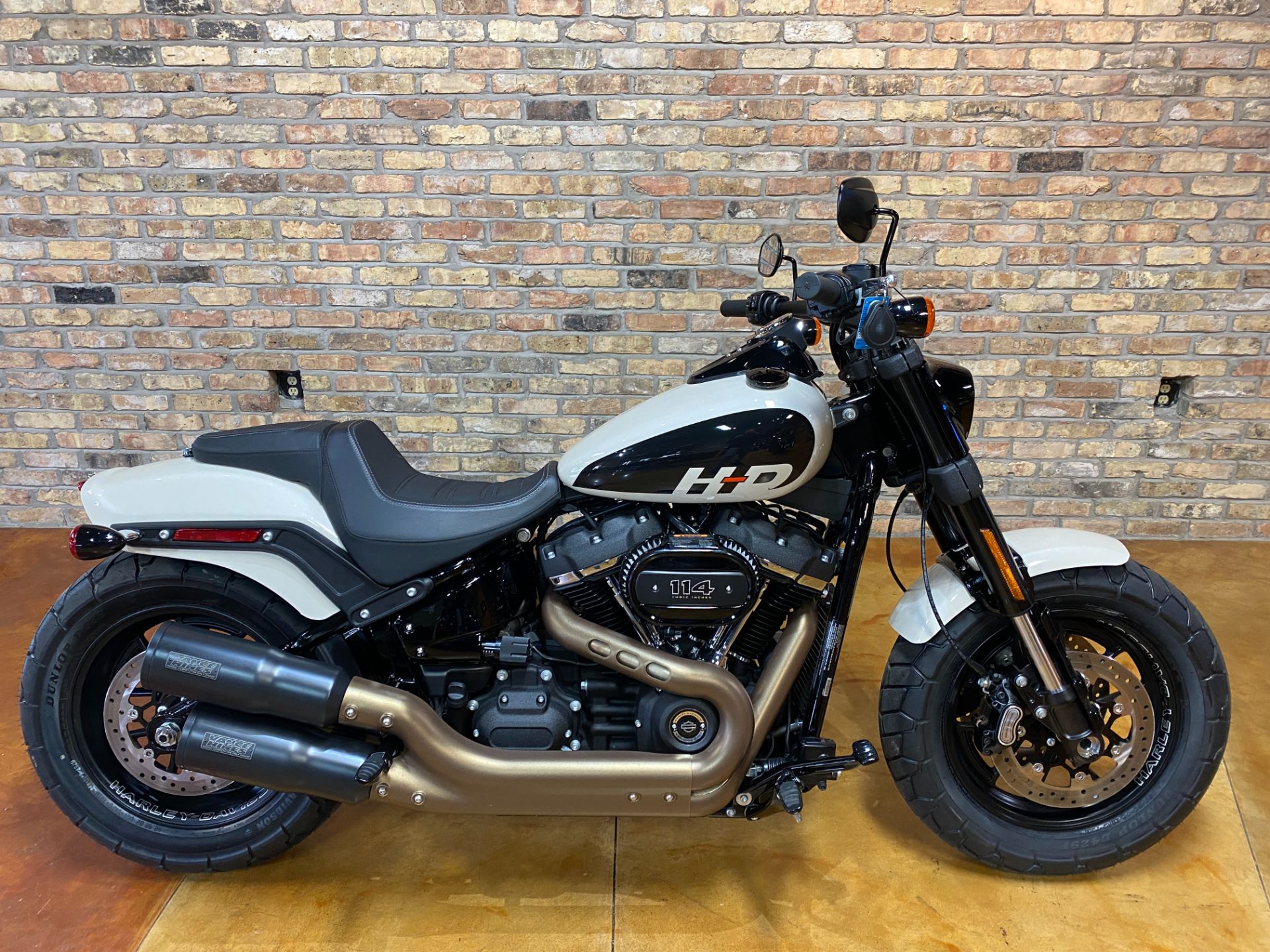 2022 Harley-Davidson Fat Bob® 114 in Big Bend, Wisconsin - Photo 3