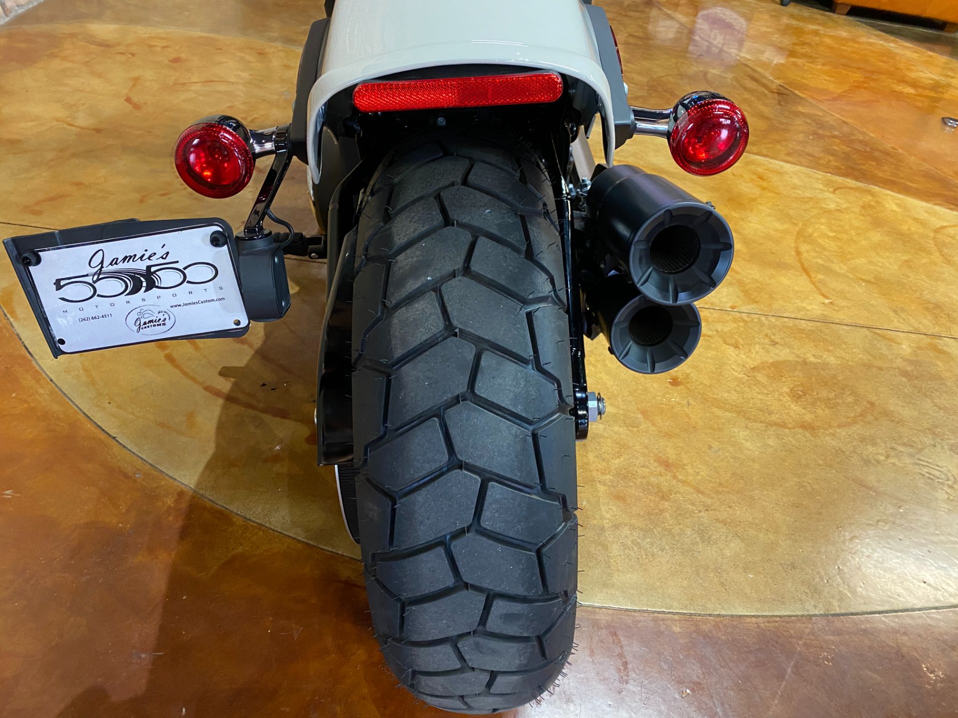 2022 Harley-Davidson Fat Bob® 114 in Big Bend, Wisconsin - Photo 12