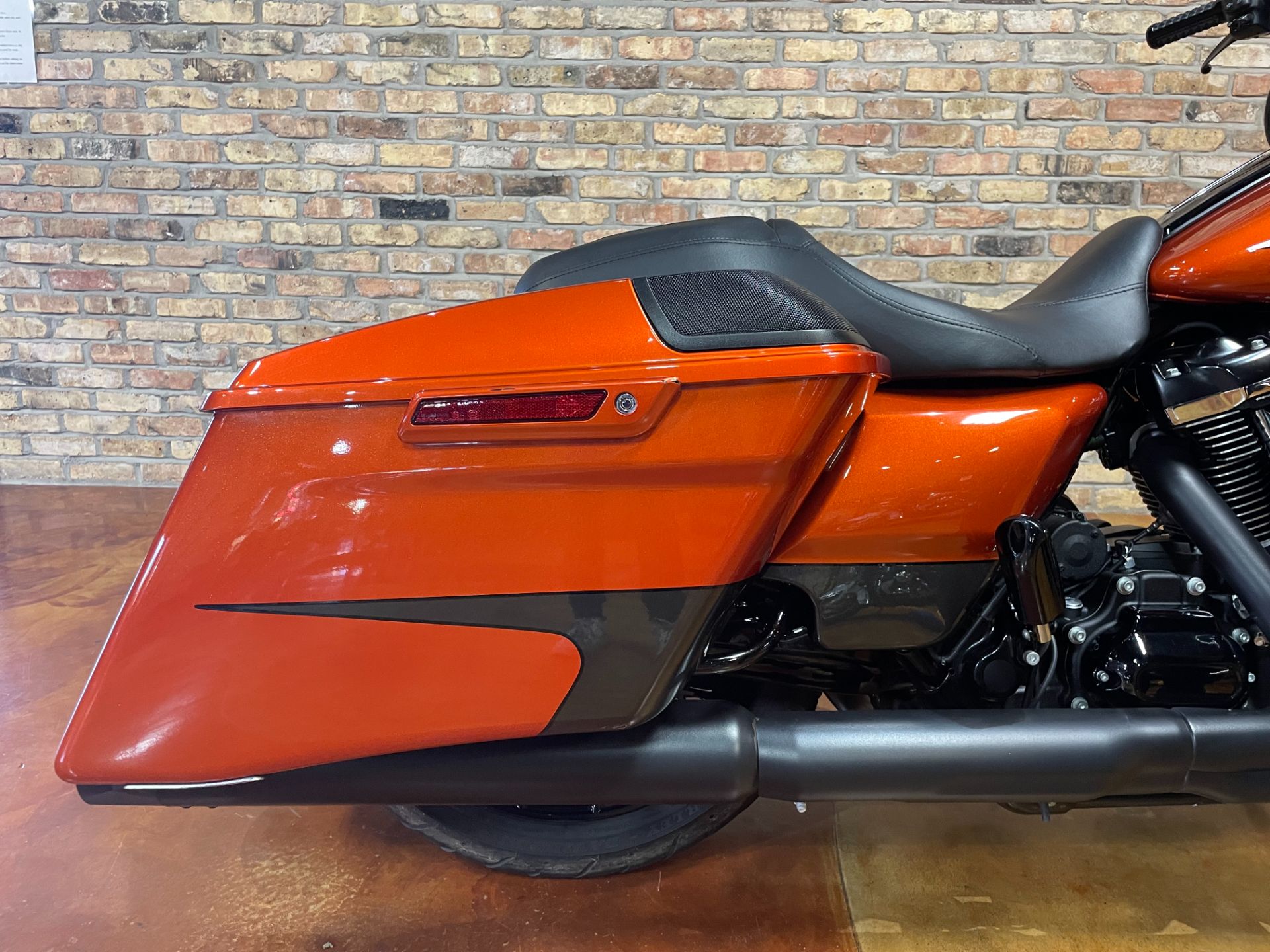 2020 Harley-Davidson Street Glide® Special in Big Bend, Wisconsin - Photo 11