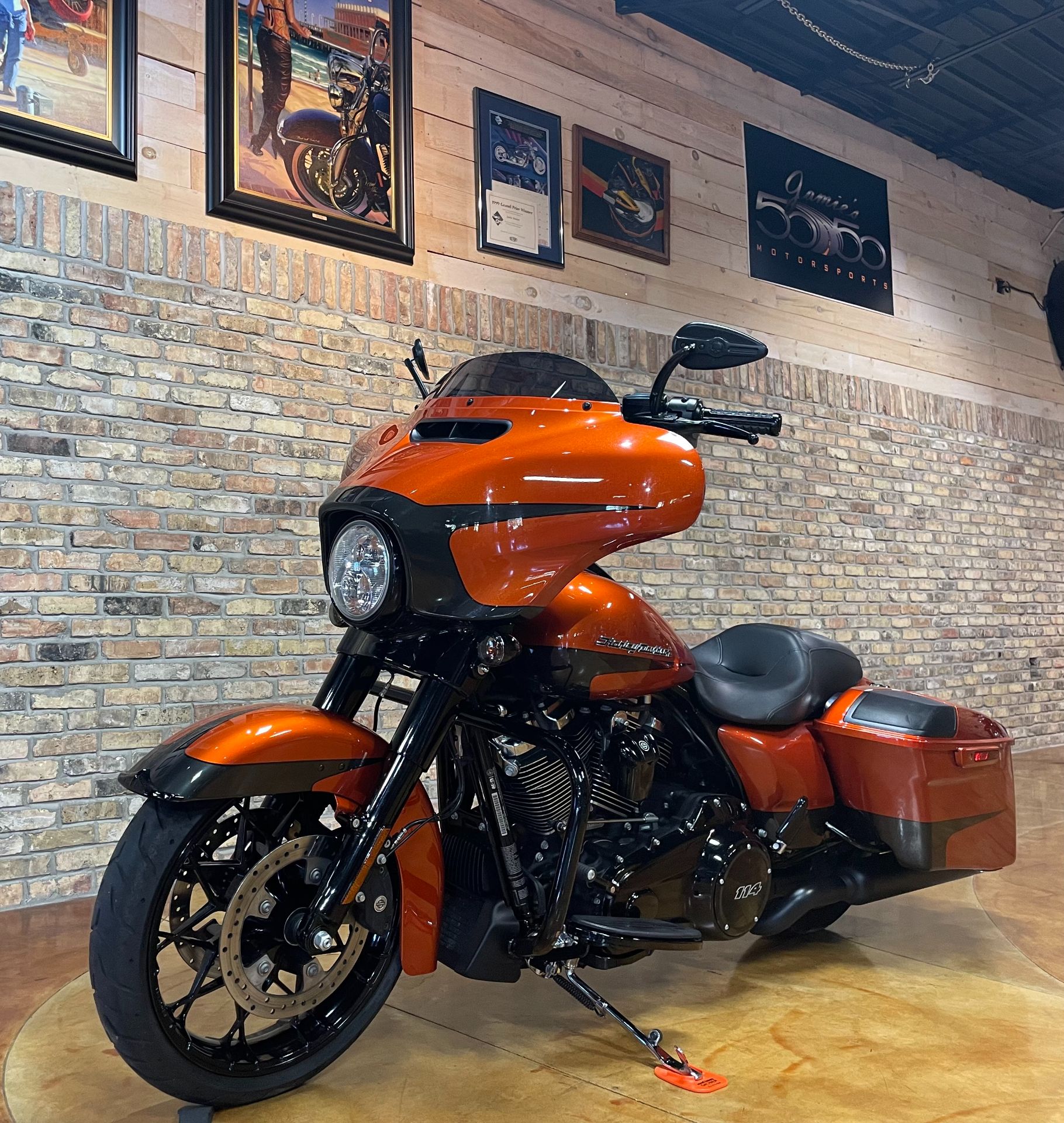 2020 Harley-Davidson Street Glide® Special in Big Bend, Wisconsin - Photo 16