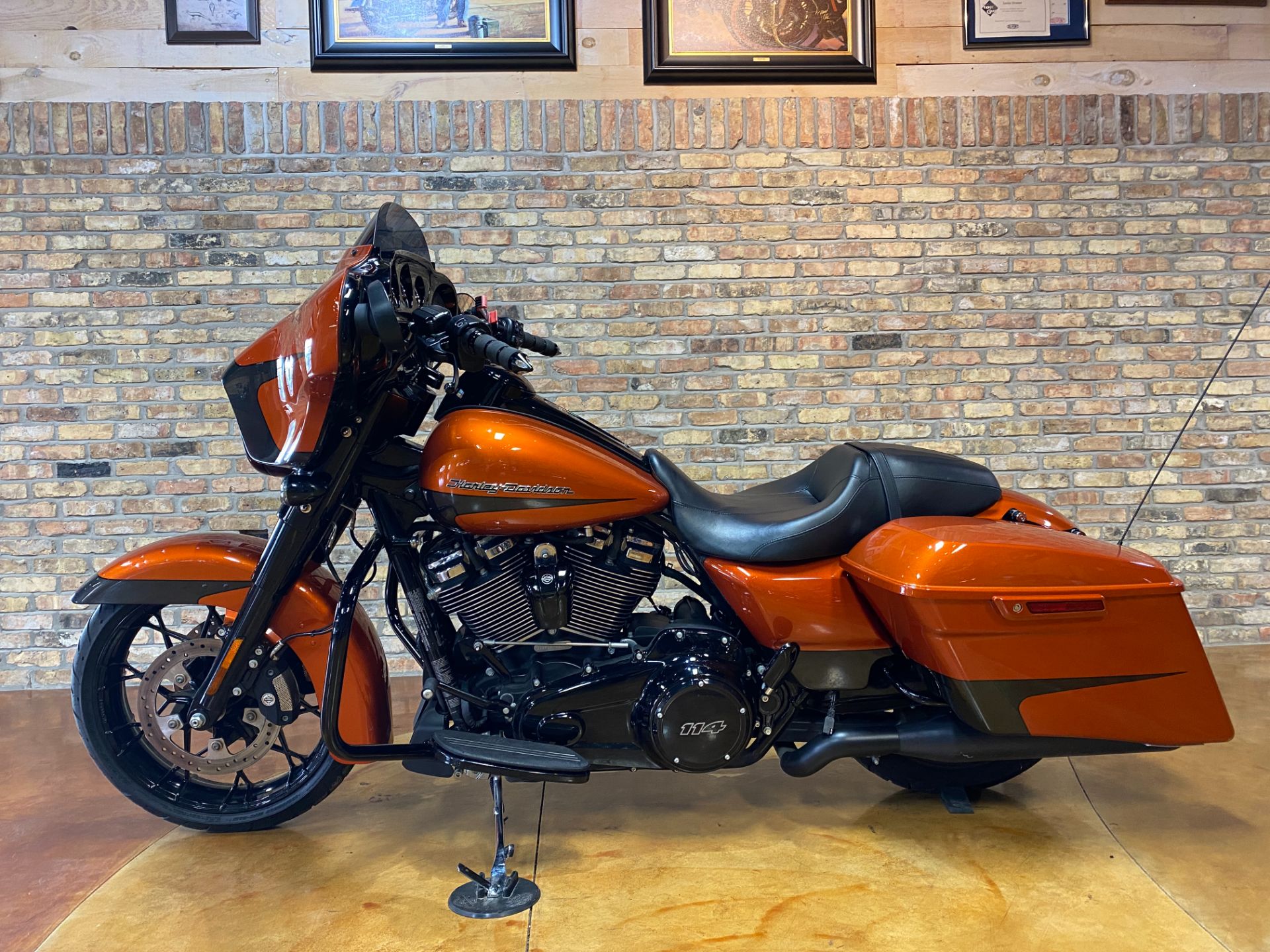 2020 Harley-Davidson Street Glide® Special in Big Bend, Wisconsin - Photo 14